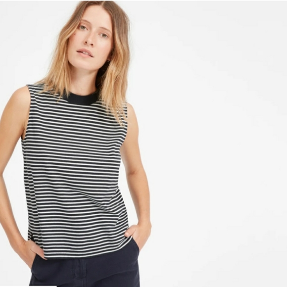 everlane muscle tee